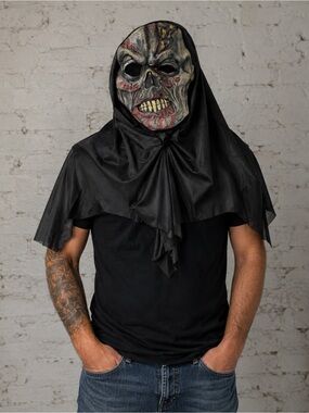 Fun World Crypt Creature The Ghoul Mask 8517 Horror Halloween Shroud 2013